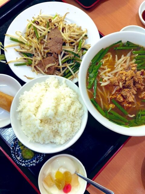 今日はゆっくり休めたかも。
思考もちょっと戻ってきた。
ここから一気にスライドをつくりまくる。
昼は構想（と昼寝😴）の時間⏳  今月マジで忙しいからな。
#fukui #福井 #福井の暮らし #福井工業大学 #FUT #研究 #マーケティング #教育 #講義準備