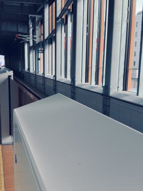 ふむふむ☺️ 即効性のある処方箋は出したくない。 即効性があるということの多くは対処療法であり、体質改善には繋がらないからだ。 私は対処療法は好きではない。
もはや私の仕事ではないとも思っている。 問題を抱えている患者さんからすれば、そういうことじゃないんだ!今すぐに効く薬をくれ💊と思われるかもしれない。 それでもなお、私はスタンスを変えたくない。 これは、もはや「信念」に近い。 即効性が必要な時はやむを得ず処方するけれど、その時は必ず体質改善がセットだ。 自分が信ずる道を進みたいと思う。 それでは、行ってきます🚄
#fukui #福井 #福井の暮らし #福井工業大学 #FUT #研究 #マーケティング #出張 #大阪 #今日はさすがに日帰り