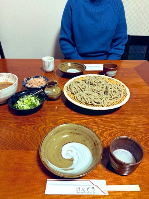 子供たちは地域のイベントで「クリスマス会🎄」。 大人は蕎麦ランチ。 #けんぞう蕎麦 again‼️ 五合そばでおろしもけんぞうも。 ンマい✨
#fukui #福井 #福井の暮らし #福井工業大学 #FUT #研究 #マーケティング #福井グルメ #福井観光