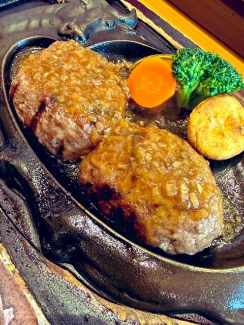 今日もネ申でした🐂 #さわやか袋井本店 一年締めくくれそうです。 #帰省
#fukui #福井 #福井の暮らし 福井工業大学 FUT 研究 マーケティング