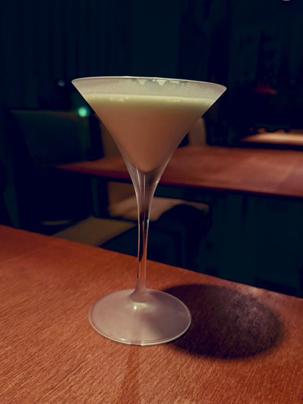 そんでもって福井市内にとってかえして、マリゼミ第二期キックオフコンパ🍻  総勢9名（うち1名は残念ながら仕事の都合で欠席）＋1期生ゲスト参加1名+私の大宴会。  一軒目は「きはちらくはち駅前店」
女子2人が2週間も前から研究室であれ頼んでぇ、これ頼んでぇ、とメニューを選んでて、コース頼んでいないのに、コースみたいにお勧めメニューが次々運ばれてきた🥘  ウケるんだけど🤣  一軒目終わり🔚
解散かなーと思いきや、なんと部活あって早く帰らないといけない子以外、全員帰る様子なし😳  二軒目は最近お世話になりっぱなしの「Agit」に行きました🍸  少し酔いたくて久しぶりにテキーラ飲んでしまった🤦（美味かった）  のっけからいいチームワークで今年1年間大いに期待な感じです。  三軒目は帰る方向一緒なゼミ長と「LOTUS」で一杯だけ飲みながら語らって帰りました🥃  ゼミ公式SNSアカウントは現在運用引き継ぎ中につき、プレゼミの活動の様子はもうまもなく順次公開の予定。  皆々様、フォローしてお待ちくだされぃ📱  https://x.com/mari_seminar
@mari_seminar_fut  #fukui #福井 #福井の暮らし #福井工業大学 #FUT 立命館大学 Rits 研究 マーケティング